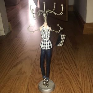 Fashion necklace holder